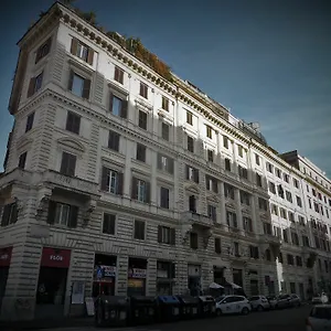 325 Ai Fori 2*, Rome Italië