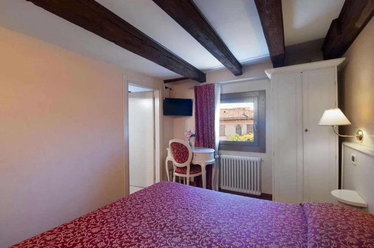 Venice Resorts Guest House Italy
