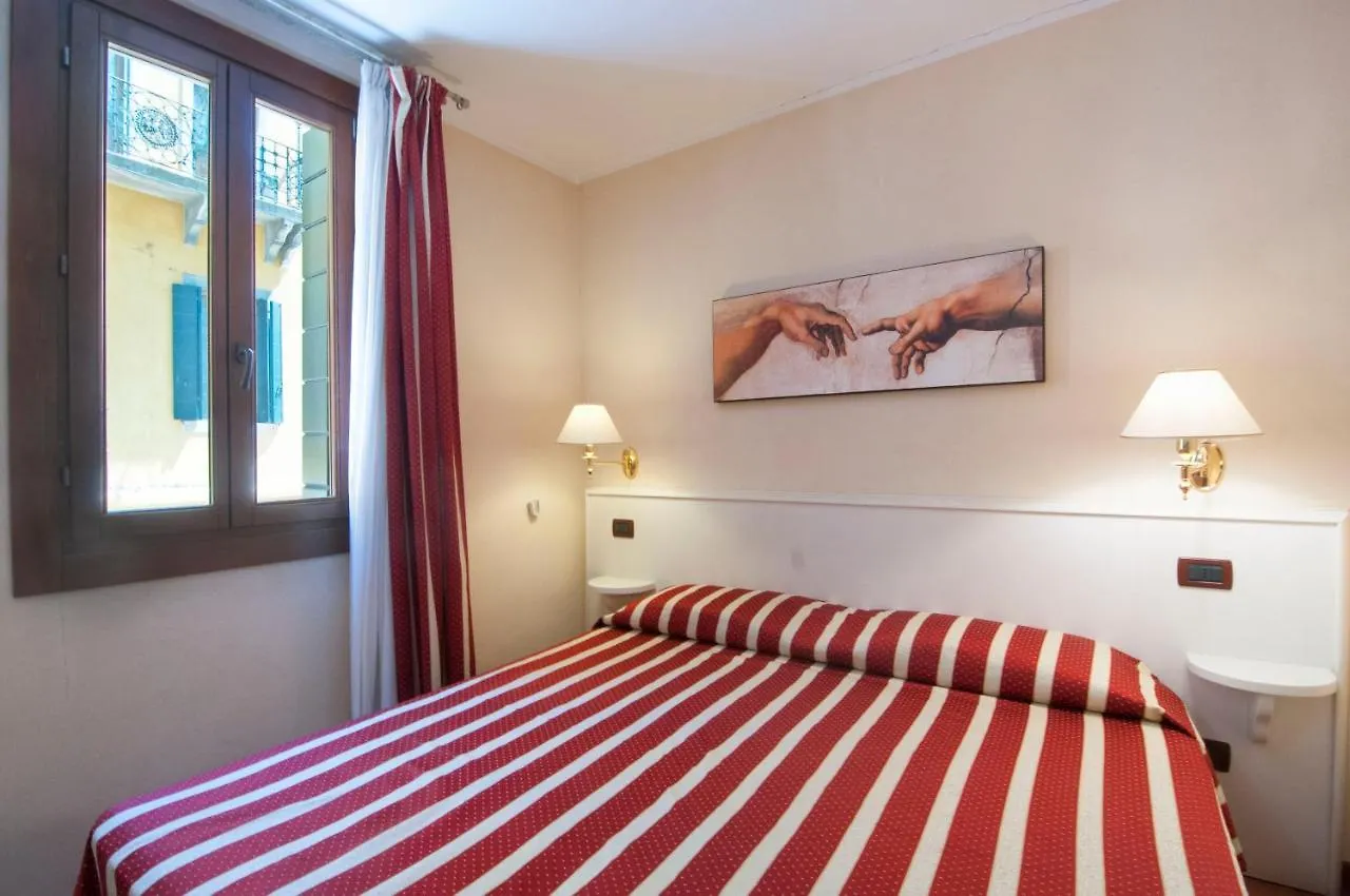Venice Resorts Guest House 0*,