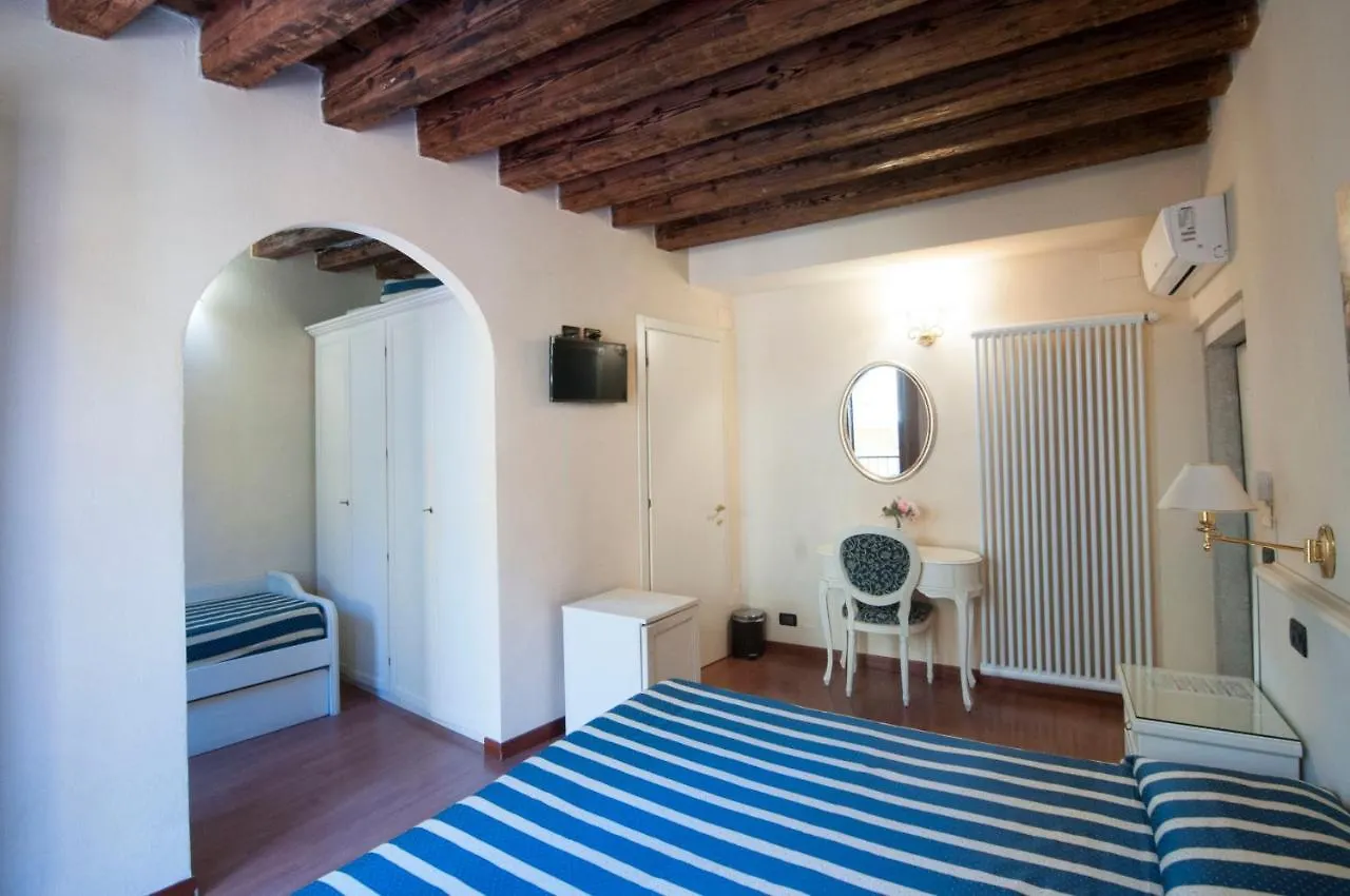 Venice Resorts Guest House Italy