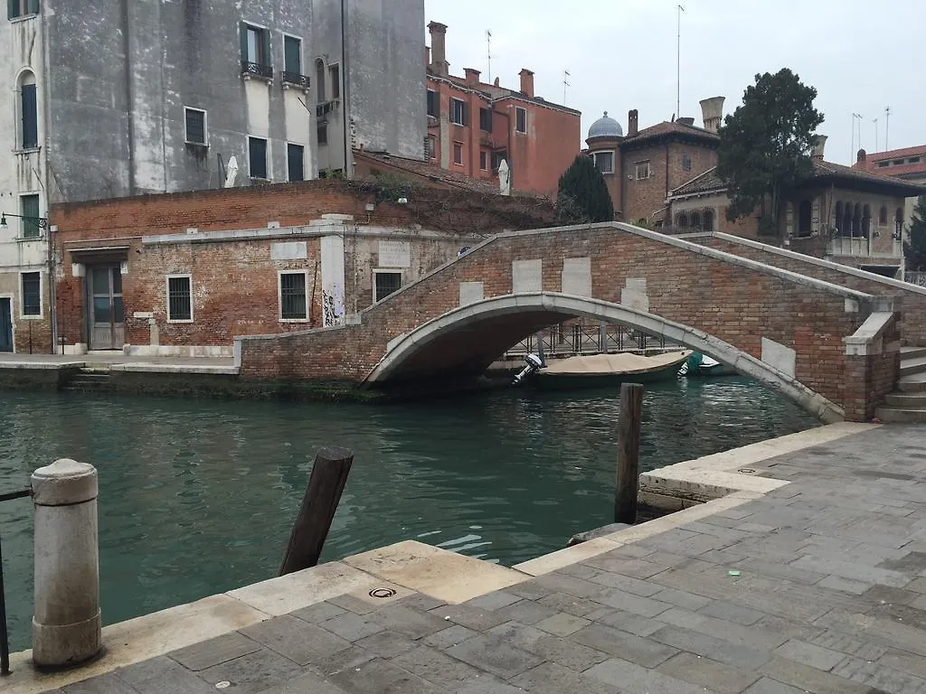 Venice Resorts Guest House